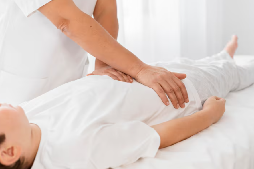 肩夾擠症候群困擾不斷？台南物理治療如何協助改善